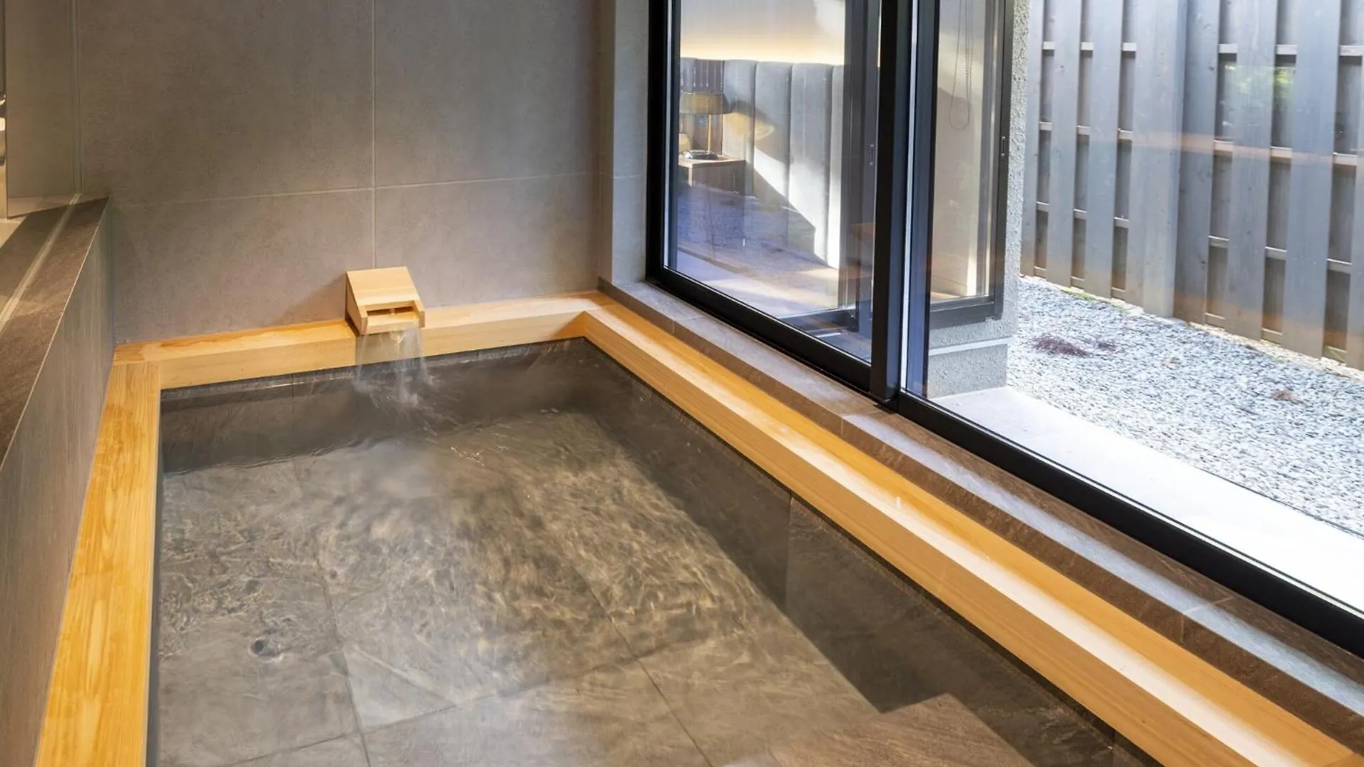 Hakone Retreat Villa 1/F (Adults Only) 5*,